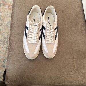 Tretorn Women's White and Tan Athletic Shoes